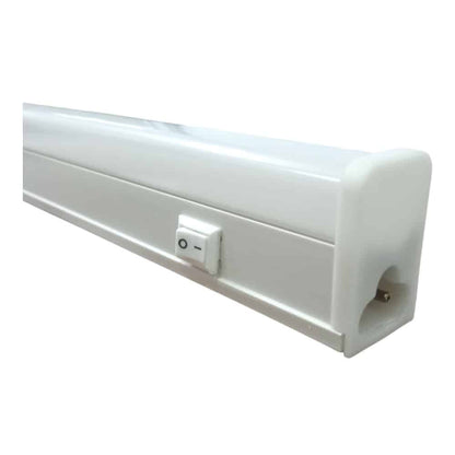 Tubo Led Artefacto 60cm T5 8W Fria c/Switch Wellmax/Samsung